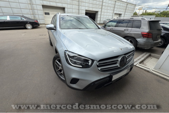 Установка цифровой приборной панели Mercedes GLC-Class X253 2022